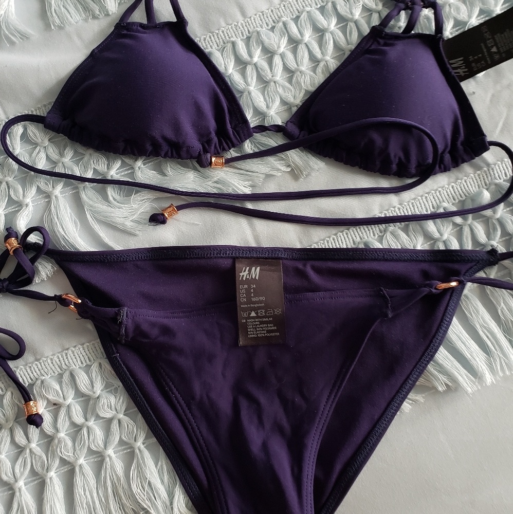 Navy blue bikini with gold hardware size xs - Picture 2 of 7